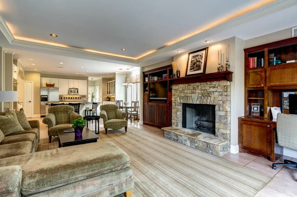 605 Avignon Court, Sandy Springs, Georgia 30350, 5 Bedrooms Bedrooms, ,3 BathroomsBathrooms,Residential,Sold,605 Avignon Court,5521512