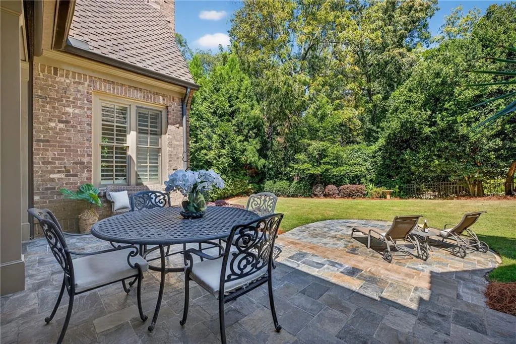 840 Camden Park Court Ne, Atlanta, Georgia 30342, 6 Bedrooms Bedrooms, ,6 BathroomsBathrooms,Residential,For Sale,840 Camden Park Court Ne,7646039
