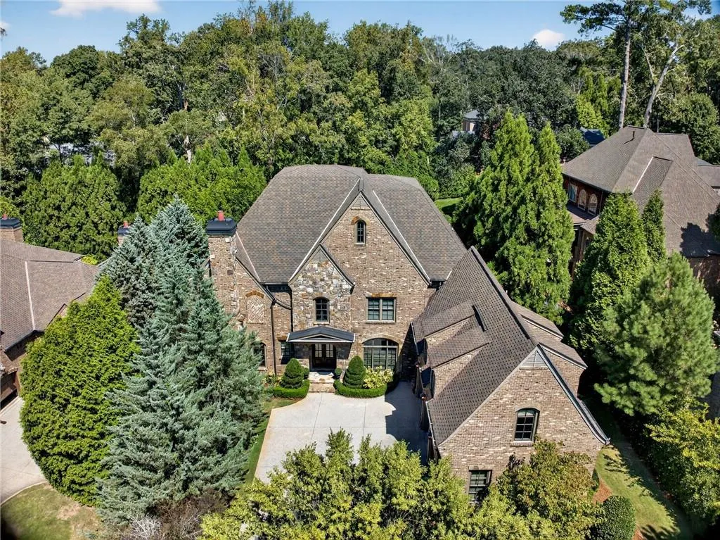 840 Camden Park Court Ne, Atlanta, Georgia 30342, 6 Bedrooms Bedrooms, ,6 BathroomsBathrooms,Residential,For Sale,840 Camden Park Court Ne,7646039