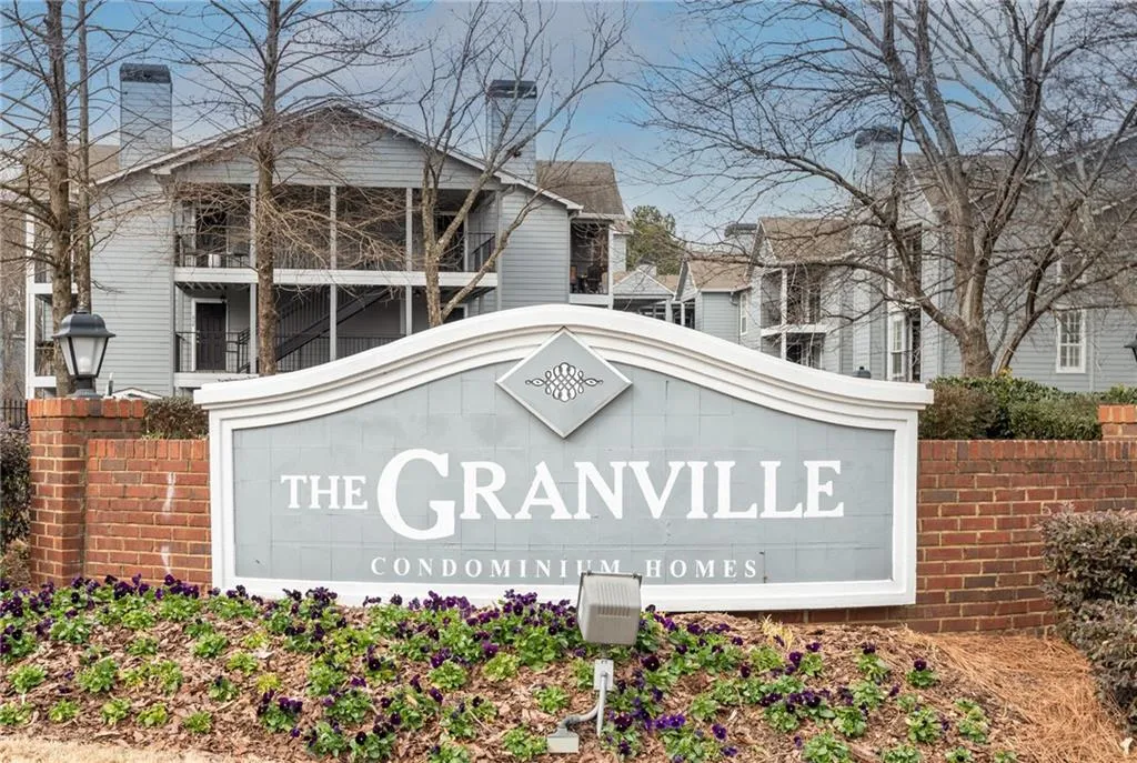 542 Granville Court, Sandy Springs, Georgia 30328, 1 Bedroom Bedrooms, ,1 BathroomBathrooms,Residential,Sold,542 Granville Court,6996460