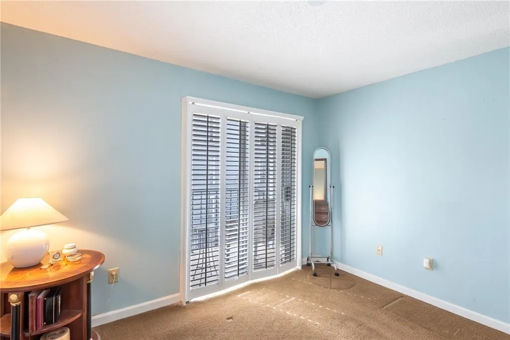 542 Granville Court, Sandy Springs, Georgia 30328, 1 Bedroom Bedrooms, ,1 BathroomBathrooms,Residential,Sold,542 Granville Court,6996460