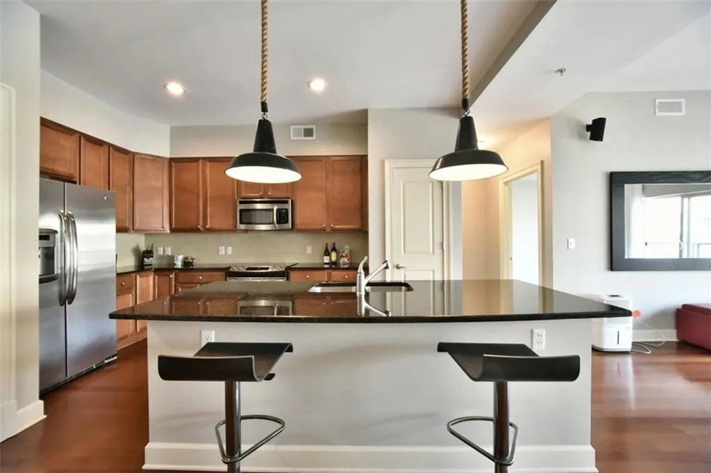 200 River Vista Drive Unit 733, Atlanta, Georgia 30339, 2 Bedrooms Bedrooms, ,2 BathroomsBathrooms,Residential,Sold,200 River Vista Drive Unit 733,5685814