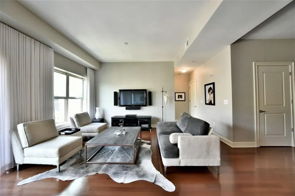 200 River Vista Drive Unit 733, Atlanta, Georgia 30339, 2 Bedrooms Bedrooms, ,2 BathroomsBathrooms,Residential,Sold,200 River Vista Drive Unit 733,5685814