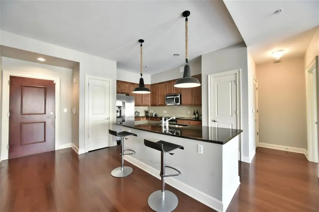 200 River Vista Drive Unit 733, Atlanta, Georgia 30339, 2 Bedrooms Bedrooms, ,2 BathroomsBathrooms,Residential,Sold,200 River Vista Drive Unit 733,5685814