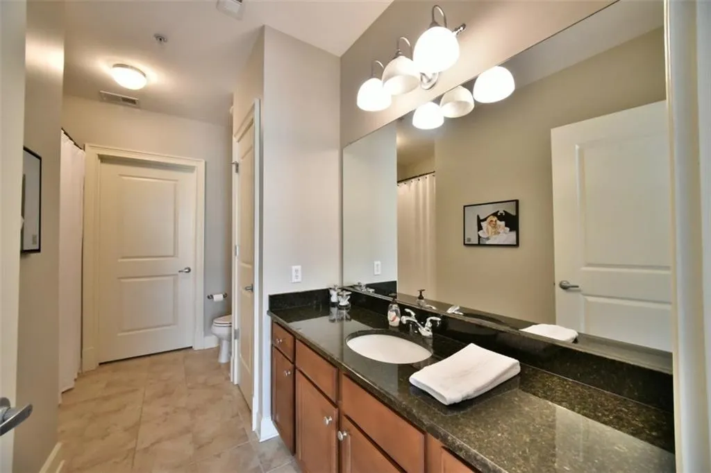 200 River Vista Drive Unit 733, Atlanta, Georgia 30339, 2 Bedrooms Bedrooms, ,2 BathroomsBathrooms,Residential,Sold,200 River Vista Drive Unit 733,5685814