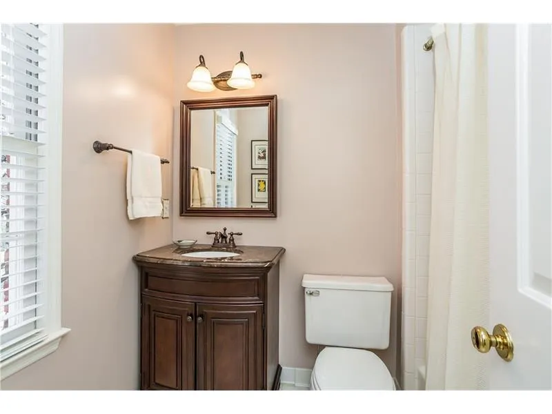245 Woodchase Close Ne, Sandy Springs, Georgia 30319, 4 Bedrooms Bedrooms, ,3 BathroomsBathrooms,Residential,Sold,245 Woodchase Close Ne,5863537