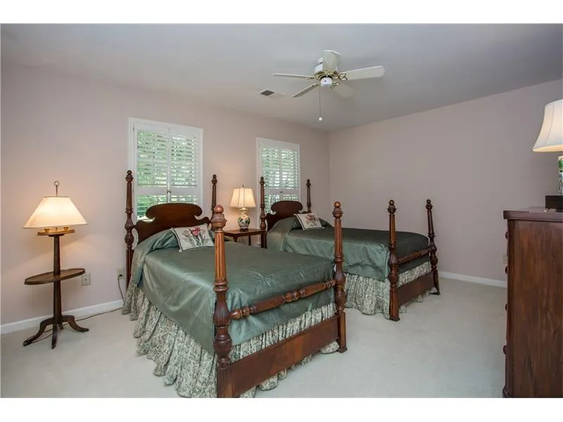 245 Woodchase Close Ne, Sandy Springs, Georgia 30319, 4 Bedrooms Bedrooms, ,3 BathroomsBathrooms,Residential,Sold,245 Woodchase Close Ne,5863537