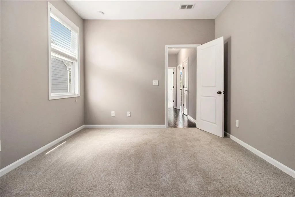 1580 Johnson Road Nw, Atlanta, Georgia 30318, 3 Bedrooms Bedrooms, ,2 BathroomsBathrooms,Residential,For Sale,1580 Johnson Road Nw,7628241
