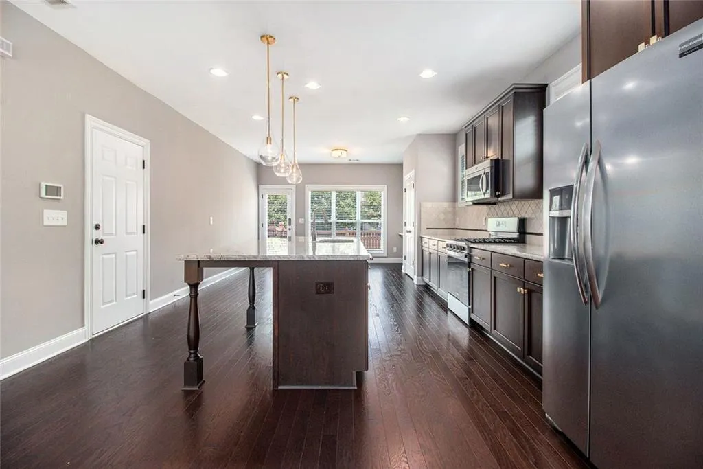 1580 Johnson Road Nw, Atlanta, Georgia 30318, 3 Bedrooms Bedrooms, ,2 BathroomsBathrooms,Residential,For Sale,1580 Johnson Road Nw,7628241