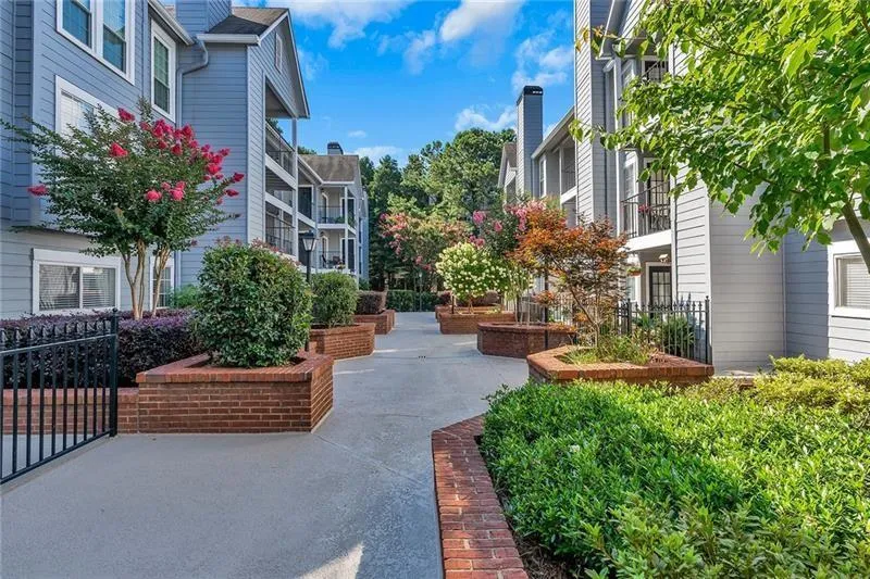 514 Granville Court, Sandy Springs, Georgia 30328, 1 Bedroom Bedrooms, ,1 BathroomBathrooms,Residential,Sold,514 Granville Court,6798002