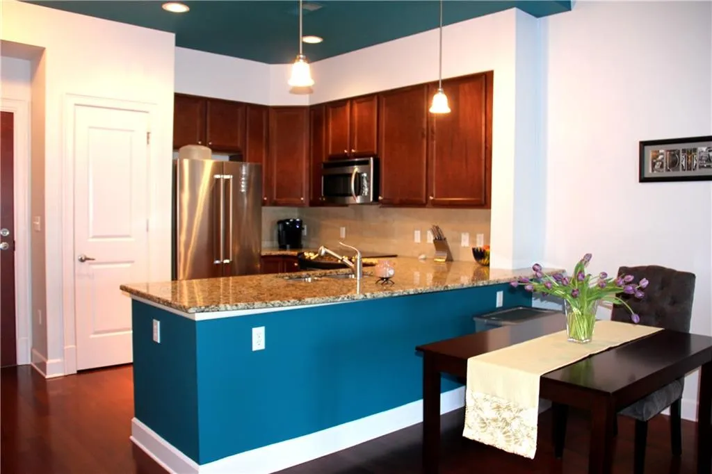 200 River Vista Drive Unit 744, Atlanta, Georgia 30339, 1 Bedroom Bedrooms, ,1 BathroomBathrooms,Residential,Sold,200 River Vista Drive Unit 744,5787658