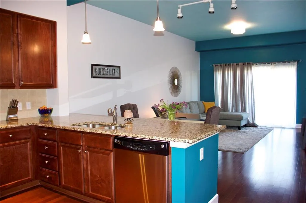 200 River Vista Drive Unit 744, Atlanta, Georgia 30339, 1 Bedroom Bedrooms, ,1 BathroomBathrooms,Residential,Sold,200 River Vista Drive Unit 744,5787658