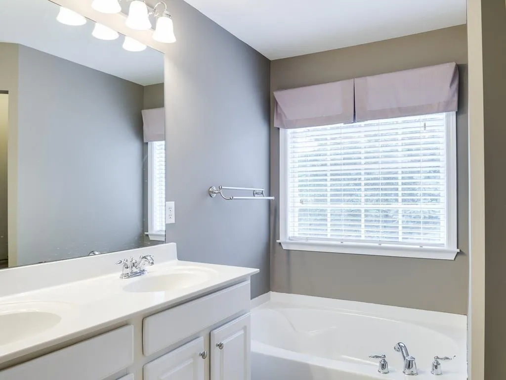 7851 Kiverton Place, Sandy Springs, Georgia 30350, 3 Bedrooms Bedrooms, ,3 BathroomsBathrooms,Residential,Sold,7851 Kiverton Place,5602951 7851 Kiverton Place, Sandy Springs, Georgia 30350, 3 Bedrooms Bedrooms, ,3 BathroomsBathrooms,Residential,Sold,7851 Kiverton Place,5602951