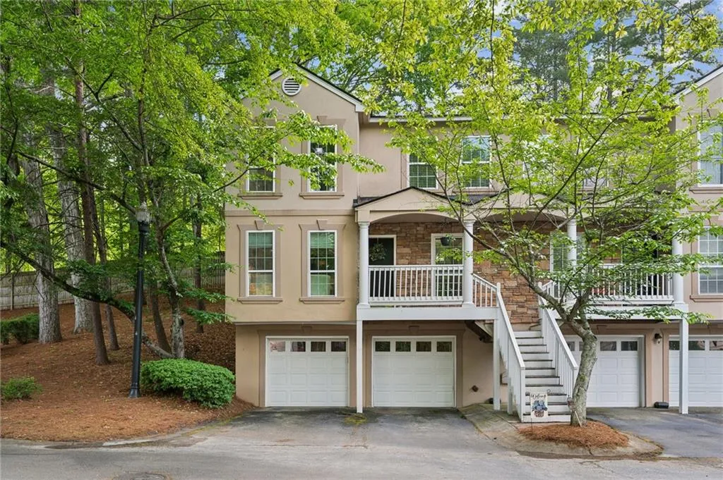 101 Masons Creek Circle, Atlanta, Georgia 30350, 3 Bedrooms Bedrooms, ,2 BathroomsBathrooms,Residential,Sold,101 Masons Creek Circle,7373058