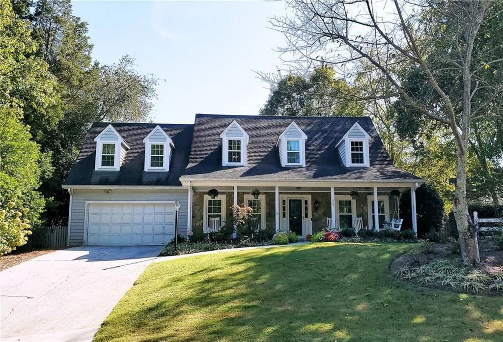 665 Mabry Road Ne, Sandy Springs, Georgia 30328, 4 Bedrooms Bedrooms, ,2 BathroomsBathrooms,Residential,Sold,665 Mabry Road Ne,6792180