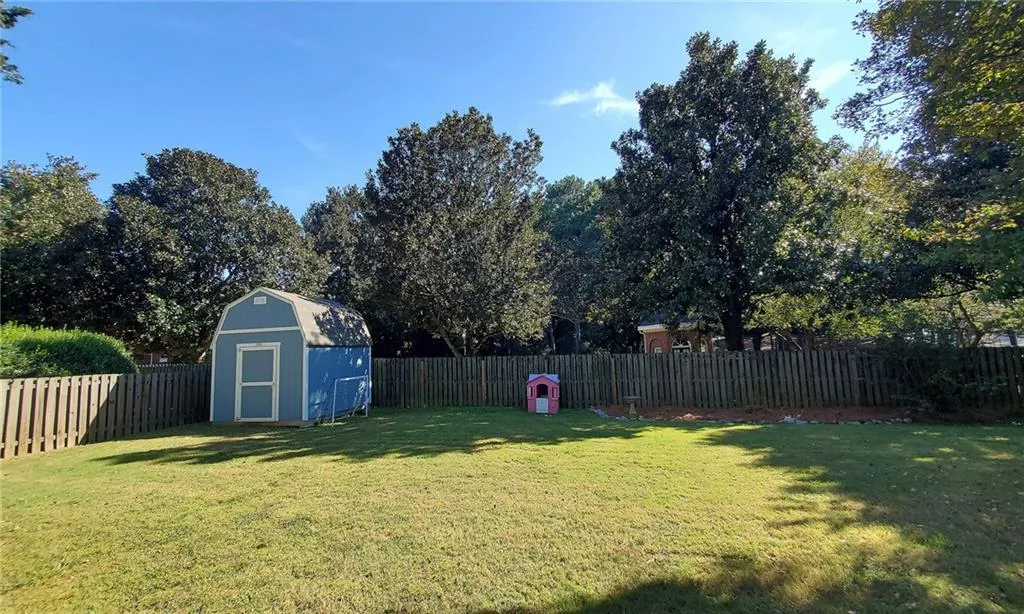 665 Mabry Road Ne, Sandy Springs, Georgia 30328, 4 Bedrooms Bedrooms, ,2 BathroomsBathrooms,Residential,Sold,665 Mabry Road Ne,6792180