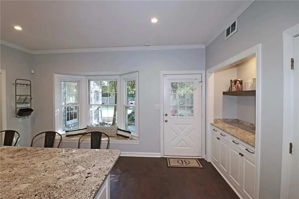 665 Mabry Road Ne, Sandy Springs, Georgia 30328, 4 Bedrooms Bedrooms, ,2 BathroomsBathrooms,Residential,Sold,665 Mabry Road Ne,6792180