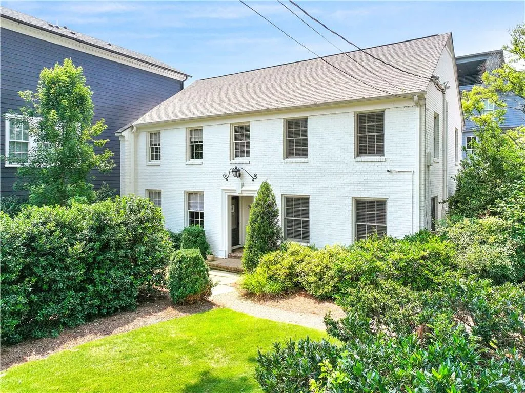 67 Delmont Drive Ne, Atlanta, Georgia 30305, 2 Bedrooms Bedrooms, ,2 BathroomsBathrooms,Residential,For Sale,67 Delmont Drive Ne,7593067
