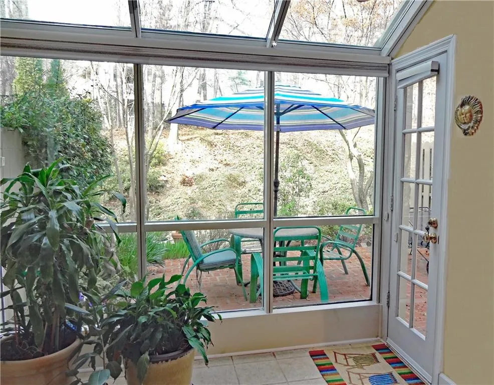 30 Mount Vernon Circle, Sandy Springs, Georgia 30338, 2 Bedrooms Bedrooms, ,2 BathroomsBathrooms,Residential,Sold,30 Mount Vernon Circle,6703552