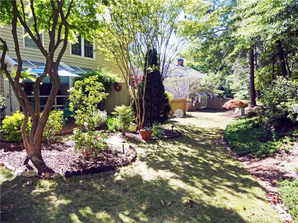 30 Mount Vernon Circle, Sandy Springs, Georgia 30338, 2 Bedrooms Bedrooms, ,2 BathroomsBathrooms,Residential,Sold,30 Mount Vernon Circle,6703552