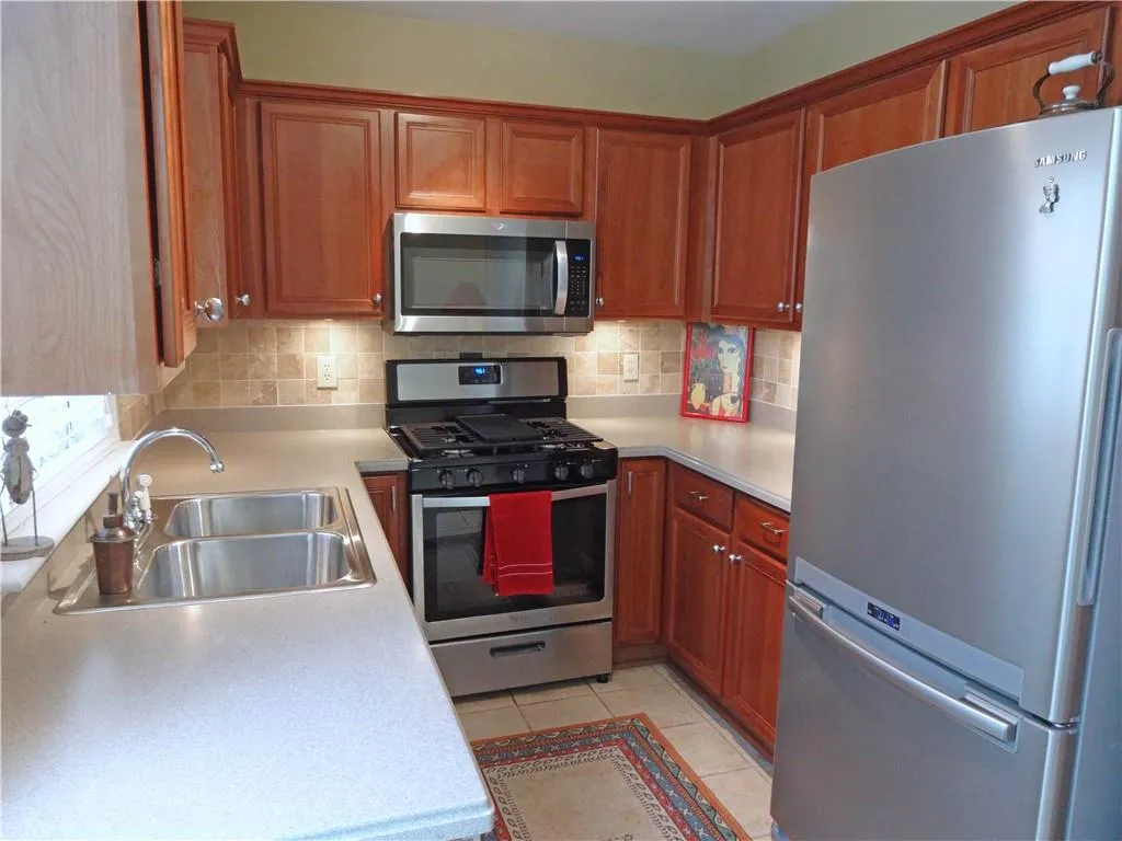 30 Mount Vernon Circle, Sandy Springs, Georgia 30338, 2 Bedrooms Bedrooms, ,2 BathroomsBathrooms,Residential,Sold,30 Mount Vernon Circle,6703552