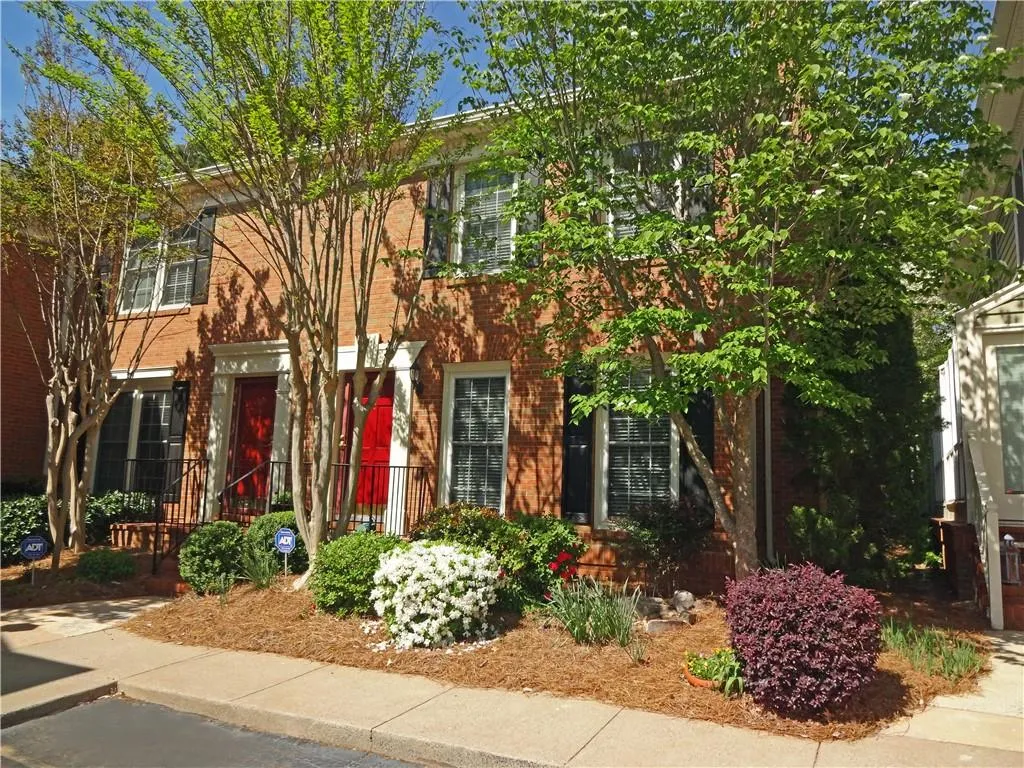 30 Mount Vernon Circle, Sandy Springs, Georgia 30338, 2 Bedrooms Bedrooms, ,2 BathroomsBathrooms,Residential,Sold,30 Mount Vernon Circle,6703552