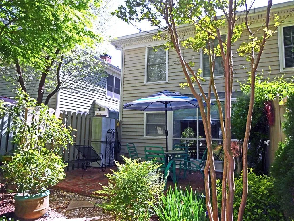 30 Mount Vernon Circle, Sandy Springs, Georgia 30338, 2 Bedrooms Bedrooms, ,2 BathroomsBathrooms,Residential,Sold,30 Mount Vernon Circle,6703552