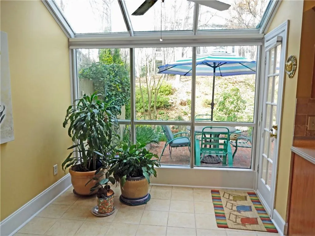 30 Mount Vernon Circle, Sandy Springs, Georgia 30338, 2 Bedrooms Bedrooms, ,2 BathroomsBathrooms,Residential,Sold,30 Mount Vernon Circle,6703552