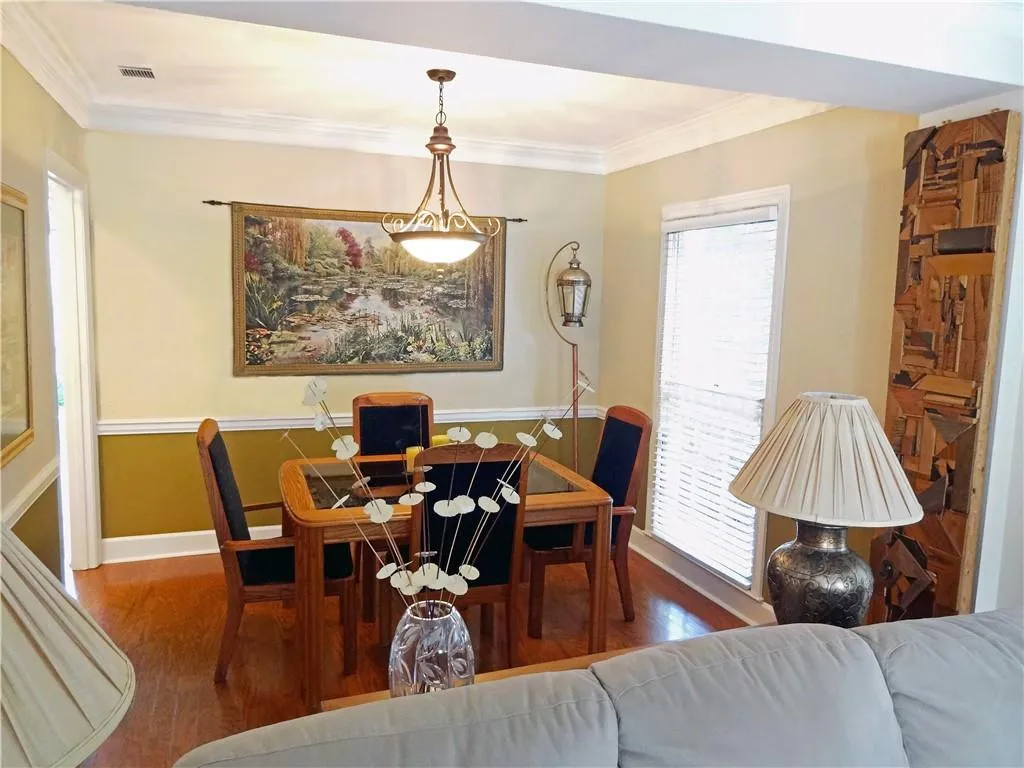 30 Mount Vernon Circle, Sandy Springs, Georgia 30338, 2 Bedrooms Bedrooms, ,2 BathroomsBathrooms,Residential,Sold,30 Mount Vernon Circle,6703552