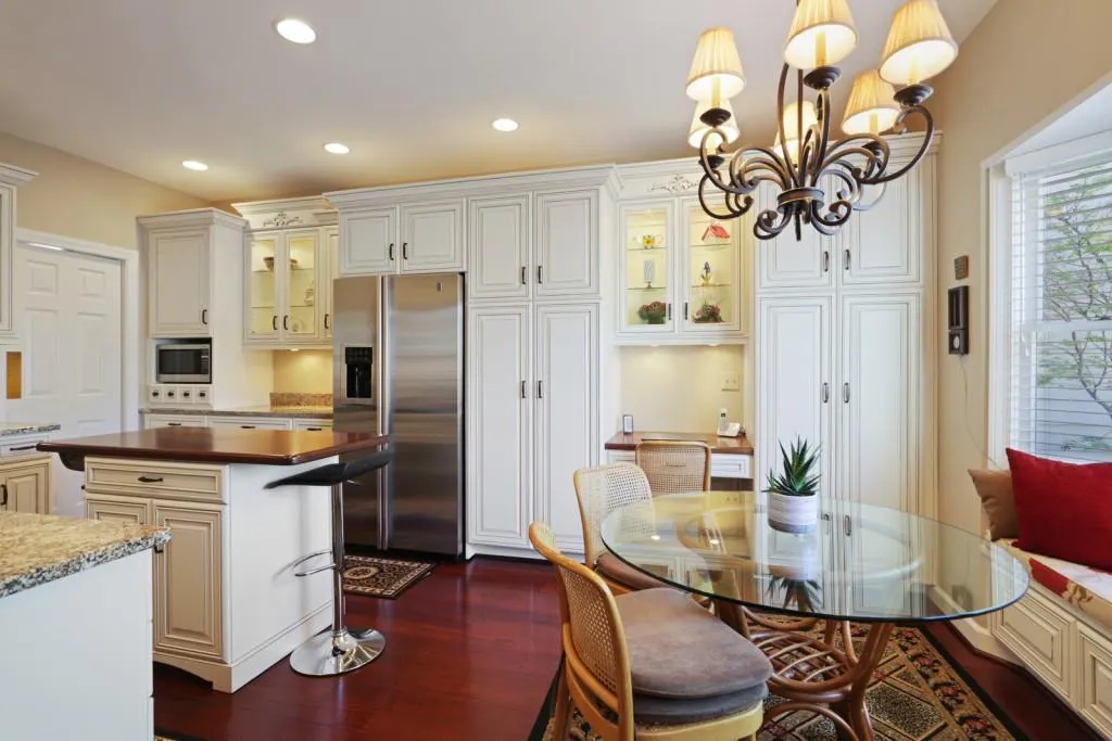 10 Vernon Glen Court, Sandy Springs, Georgia 30338, 2 Bedrooms Bedrooms, ,2 BathroomsBathrooms,Residential,Sold,10 Vernon Glen Court,6865371