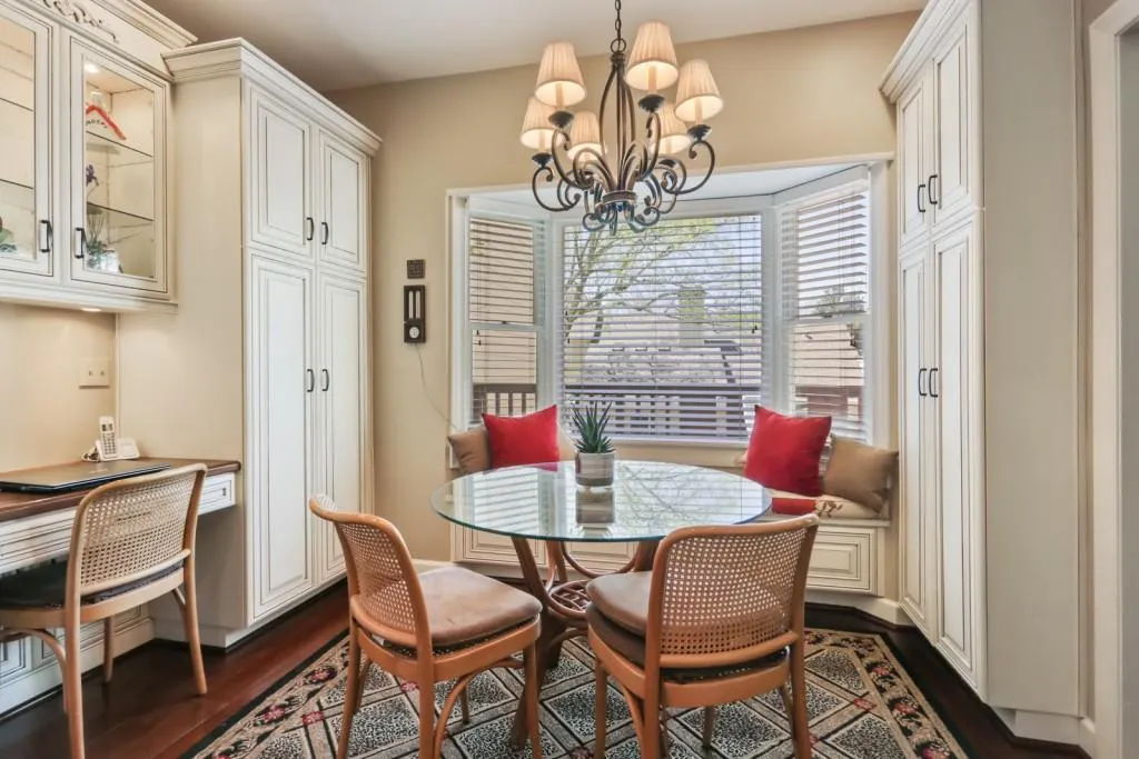 10 Vernon Glen Court, Sandy Springs, Georgia 30338, 2 Bedrooms Bedrooms, ,2 BathroomsBathrooms,Residential,Sold,10 Vernon Glen Court,6865371