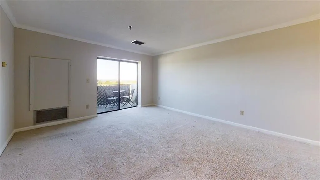 300 Johnson Ferry Road Ne Unit B911, Sandy Springs, Georgia 30328, 1 Bedroom Bedrooms, ,1 BathroomBathrooms,Residential,Sold,300 Johnson Ferry Road Ne Unit B911,7023470