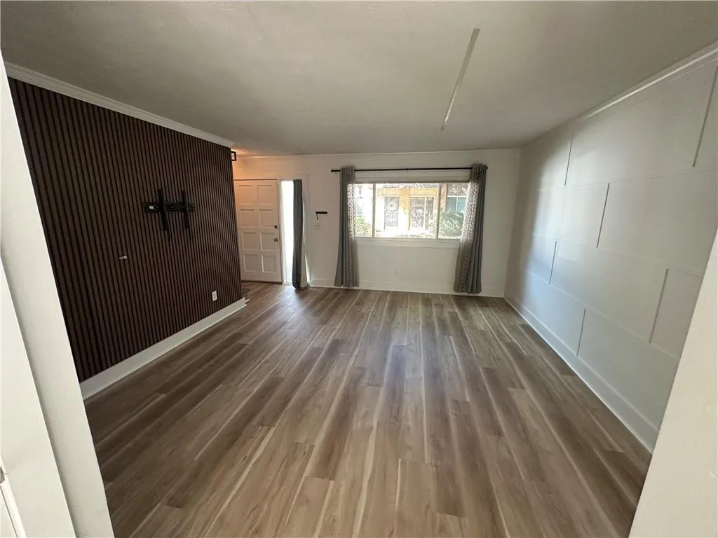 100 Biscayne Drive Nw Unit C5, Atlanta, Georgia 30309, 2 Bedrooms Bedrooms, ,1 BathroomBathrooms,Residential,For Sale,100 Biscayne Drive Nw Unit C5,7660221