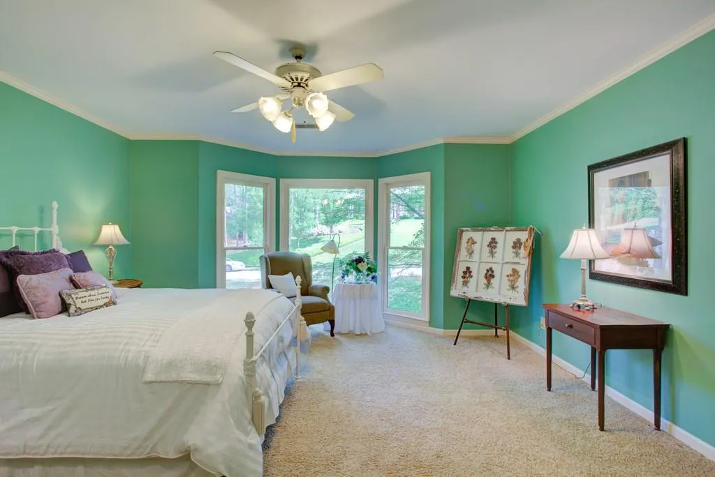 5420 New Wellington Close, Sandy Springs, Georgia 30327, 5 Bedrooms Bedrooms, ,4 BathroomsBathrooms,Residential,Sold,5420 New Wellington Close,6872412