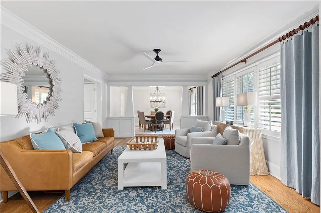 5926 Greenbrier Road, Atlanta, Georgia 30328, 4 Bedrooms Bedrooms, ,3 BathroomsBathrooms,Residential,Sold,5926 Greenbrier Road,7230257