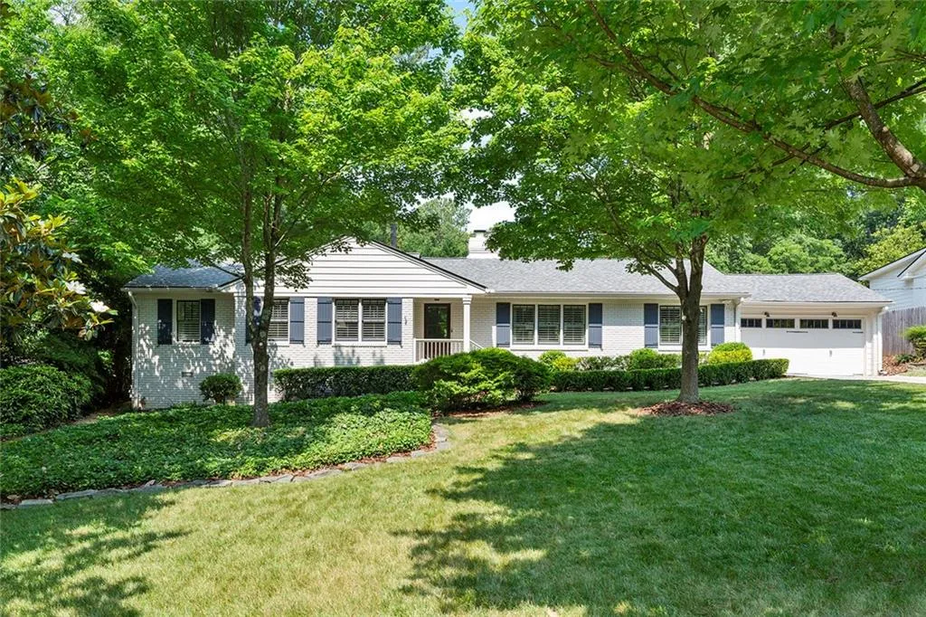 5926 Greenbrier Road, Atlanta, Georgia 30328, 4 Bedrooms Bedrooms, ,3 BathroomsBathrooms,Residential,Sold,5926 Greenbrier Road,7230257