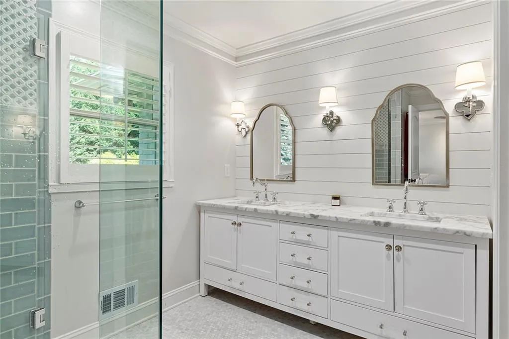 5926 Greenbrier Road, Atlanta, Georgia 30328, 4 Bedrooms Bedrooms, ,3 BathroomsBathrooms,Residential,Sold,5926 Greenbrier Road,7230257