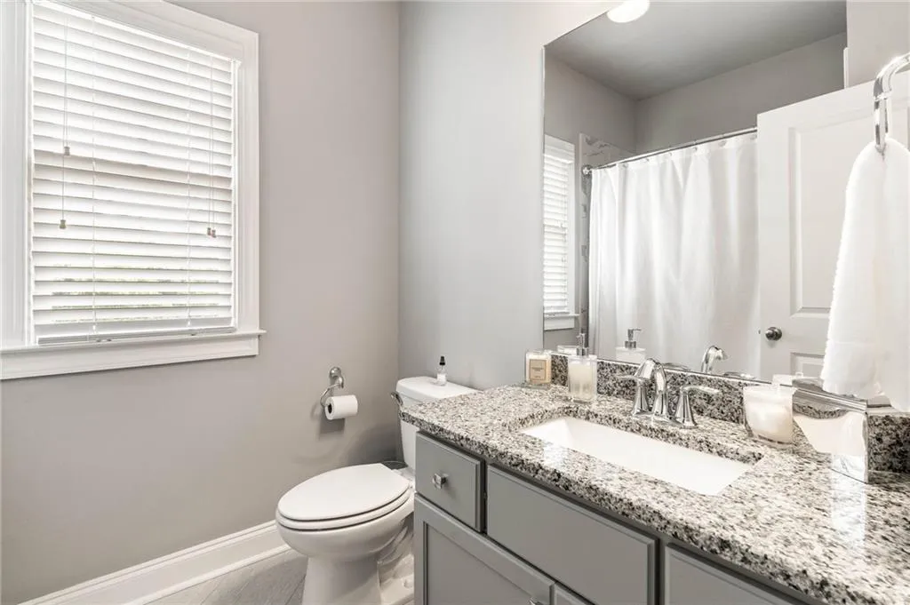 820 Novello Court Ne, Atlanta, Georgia 30342, 5 Bedrooms Bedrooms, ,4 BathroomsBathrooms,Residential,Sold,820 Novello Court Ne,7425946