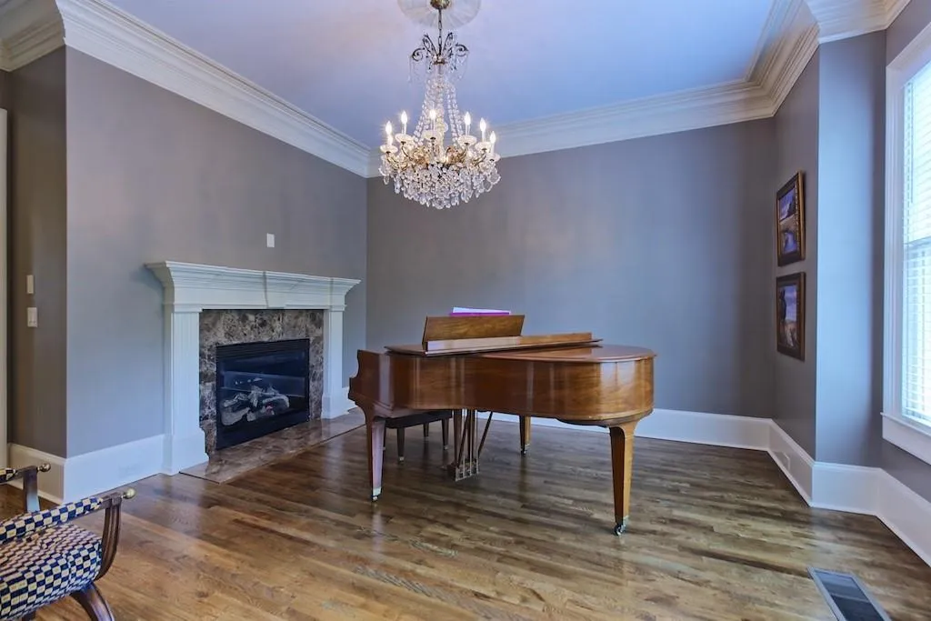 120 W Belle Isle Road, Atlanta, Georgia 30342, 5 Bedrooms Bedrooms, ,4 BathroomsBathrooms,Residential,Sold,120 W Belle Isle Road,6736128