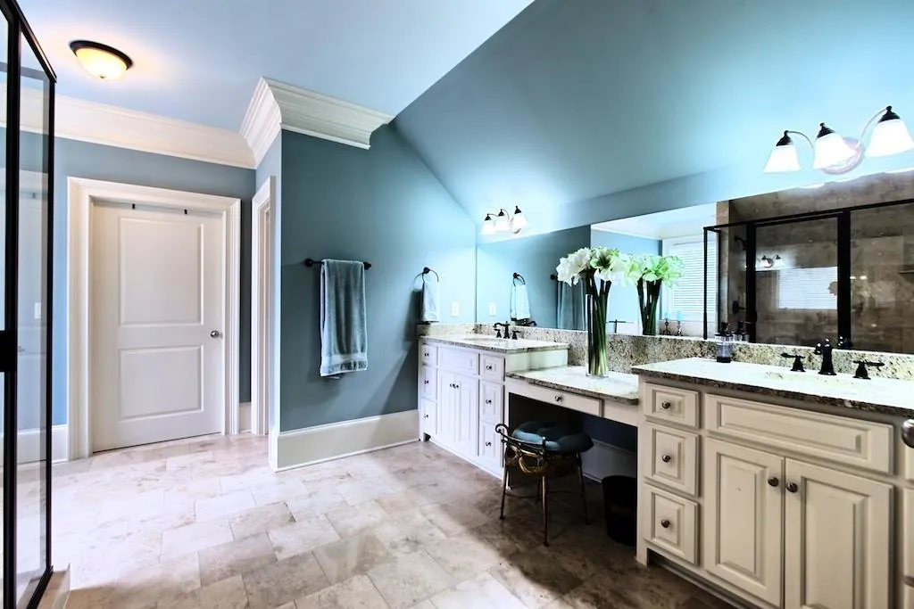 120 W Belle Isle Road, Atlanta, Georgia 30342, 5 Bedrooms Bedrooms, ,4 BathroomsBathrooms,Residential,Sold,120 W Belle Isle Road,6736128