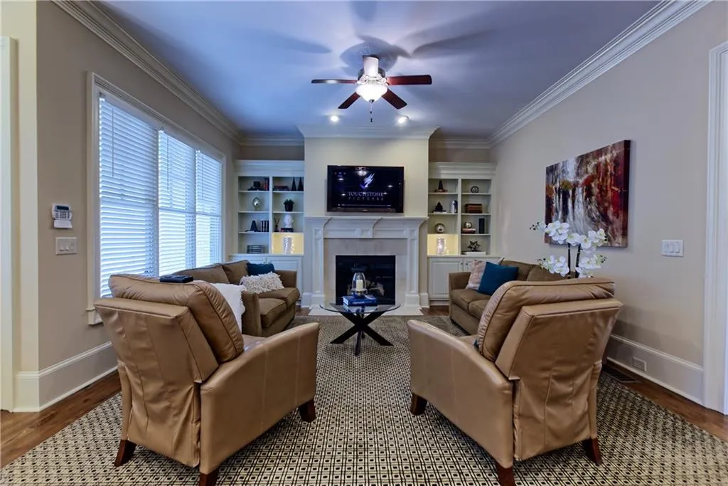 120 W Belle Isle Road, Atlanta, Georgia 30342, 5 Bedrooms Bedrooms, ,4 BathroomsBathrooms,Residential,Sold,120 W Belle Isle Road,6736128