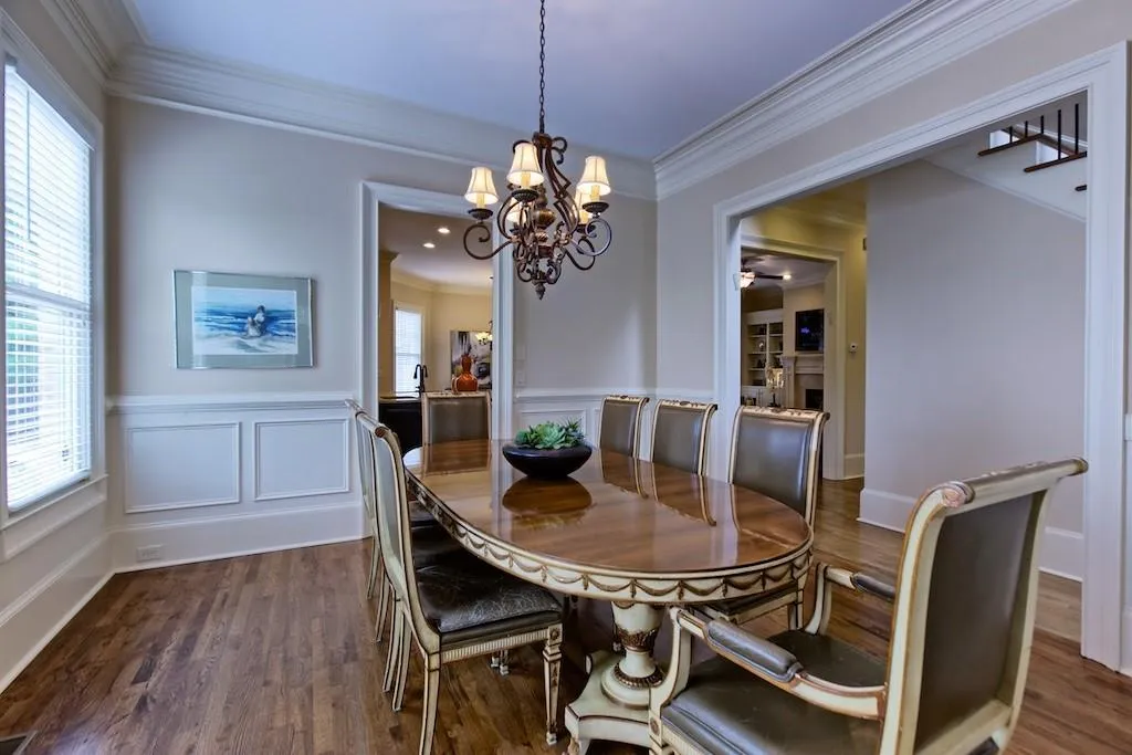 120 W Belle Isle Road, Atlanta, Georgia 30342, 5 Bedrooms Bedrooms, ,4 BathroomsBathrooms,Residential,Sold,120 W Belle Isle Road,6736128