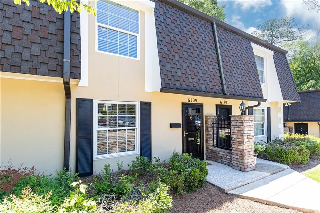 6109 Park Avenue, Atlanta, Georgia 30342, 3 Bedrooms Bedrooms, ,2 BathroomsBathrooms,Residential,Sold,6109 Park Avenue,7575982