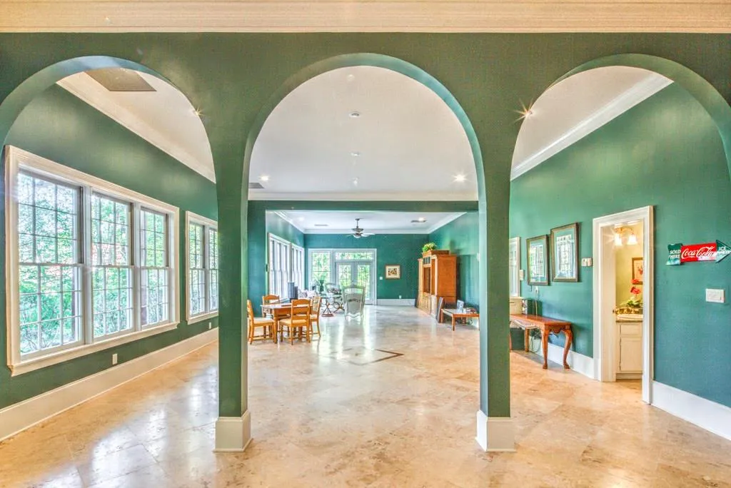 797 Mount Paran Road, Sandy Springs, Georgia 30327, 5 Bedrooms Bedrooms, ,4 BathroomsBathrooms,Residential,Sold,797 Mount Paran Road,5664243