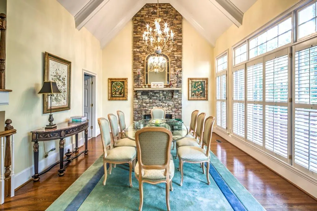 797 Mount Paran Road, Sandy Springs, Georgia 30327, 5 Bedrooms Bedrooms, ,4 BathroomsBathrooms,Residential,Sold,797 Mount Paran Road,5664243