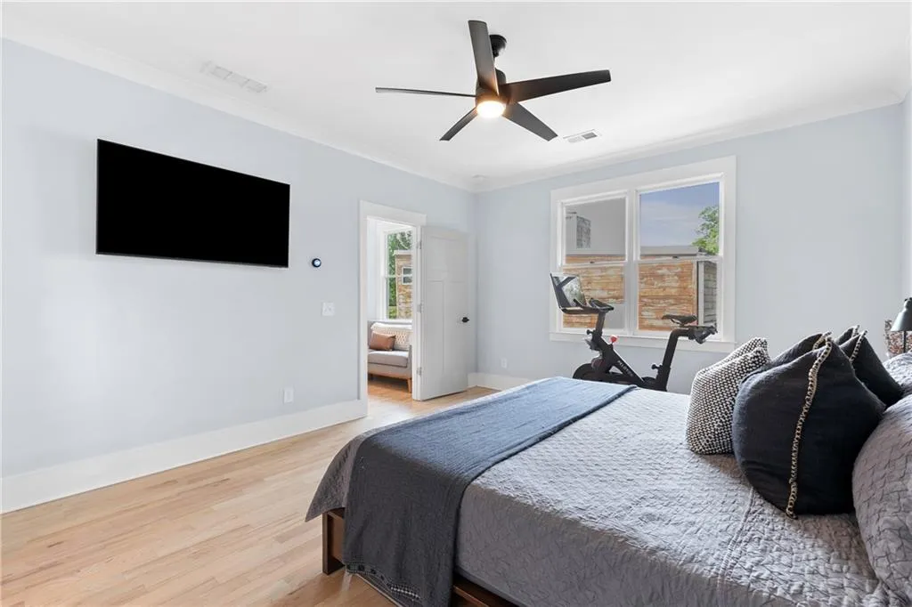 1671 Laurel Avenue Nw, Atlanta, Georgia 30318, 3 Bedrooms Bedrooms, ,2 BathroomsBathrooms,Residential,For Sale,1671 Laurel Avenue Nw,7619661