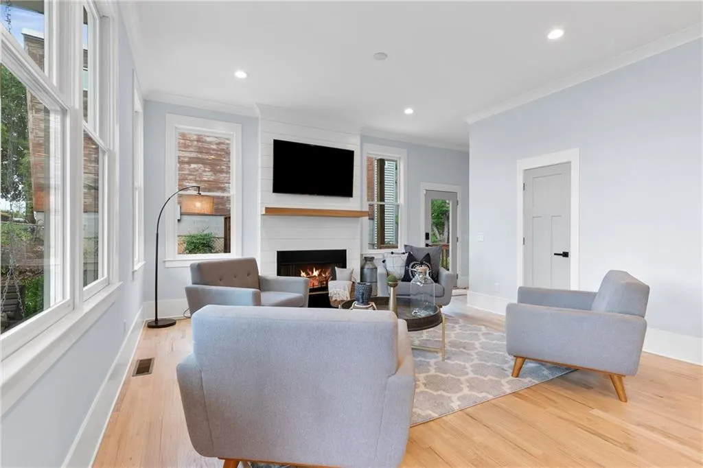 Front Sitting Room