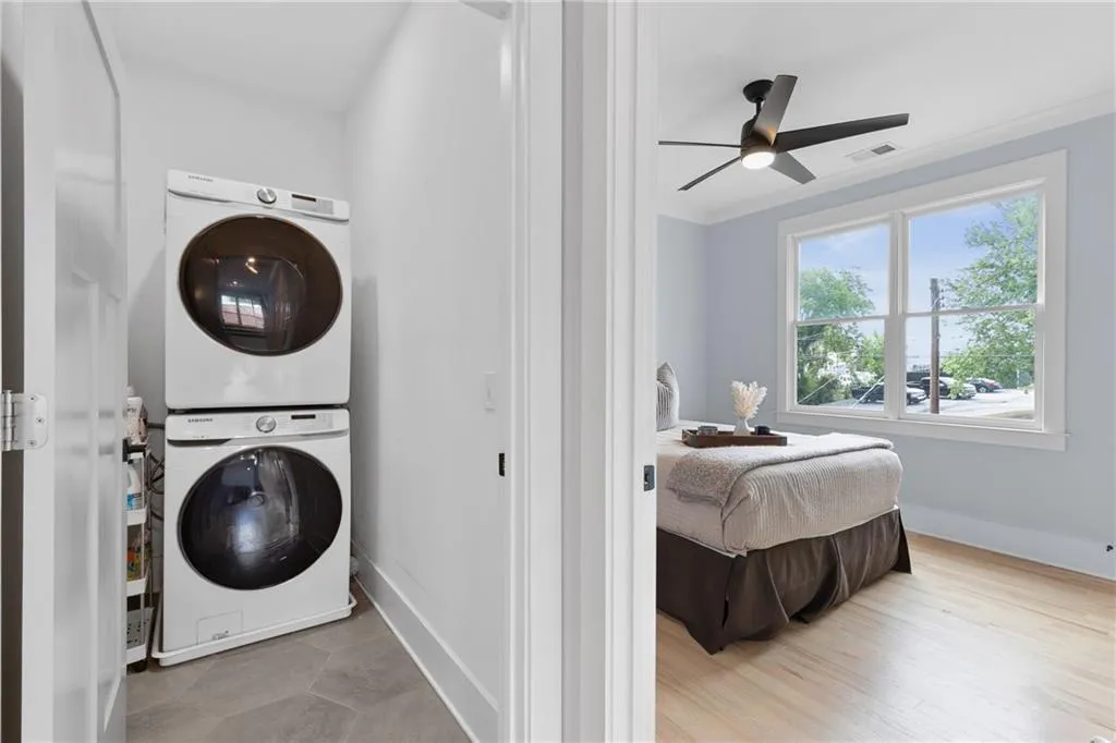 1671 Laurel Avenue Nw, Atlanta, Georgia 30318, 3 Bedrooms Bedrooms, ,2 BathroomsBathrooms,Residential,For Sale,1671 Laurel Avenue Nw,7619661