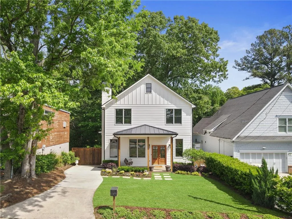 1671 Laurel Avenue Nw, Atlanta, Georgia 30318, 3 Bedrooms Bedrooms, ,2 BathroomsBathrooms,Residential,For Sale,1671 Laurel Avenue Nw,7619661