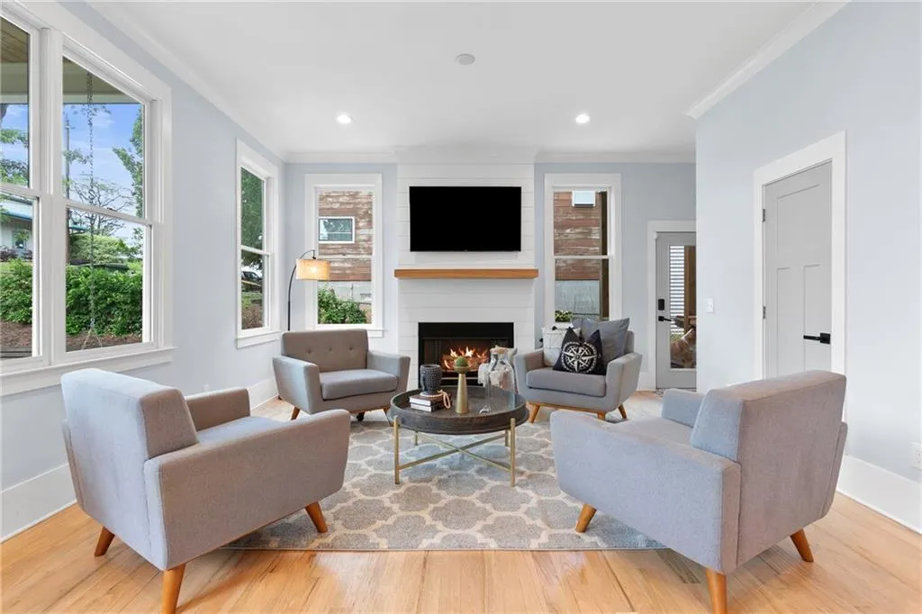 Front Sitting Room